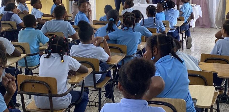 Autoridades educativas crean jornadas y charlas antipandilla en Barahona