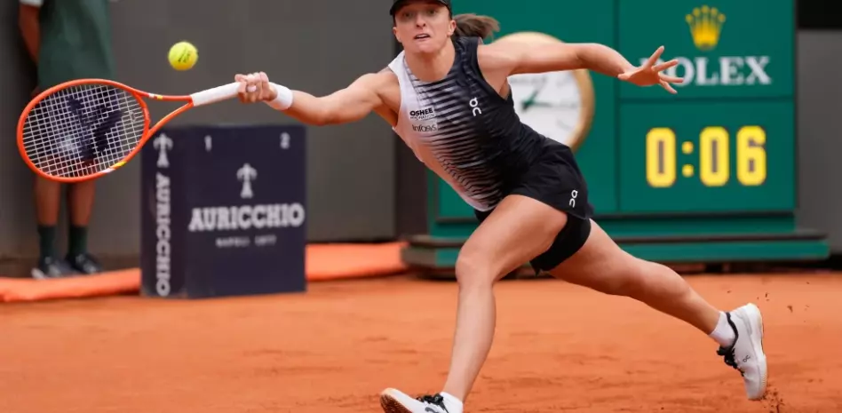 Iga Swiatek se impone a Pegula y avanza a las semifinales del Abierto de Italia