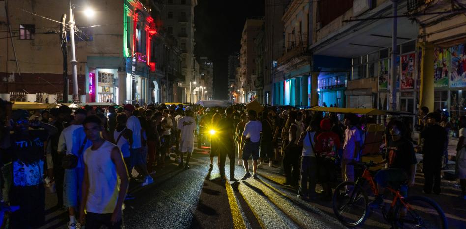 Presidente cubano culpa a EEUU por situación eléctrica "tensa" en la isla