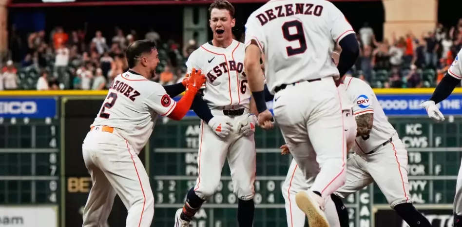 Cole decide en la décima, Astros detienen seguidilla de derrotas ante Marineros