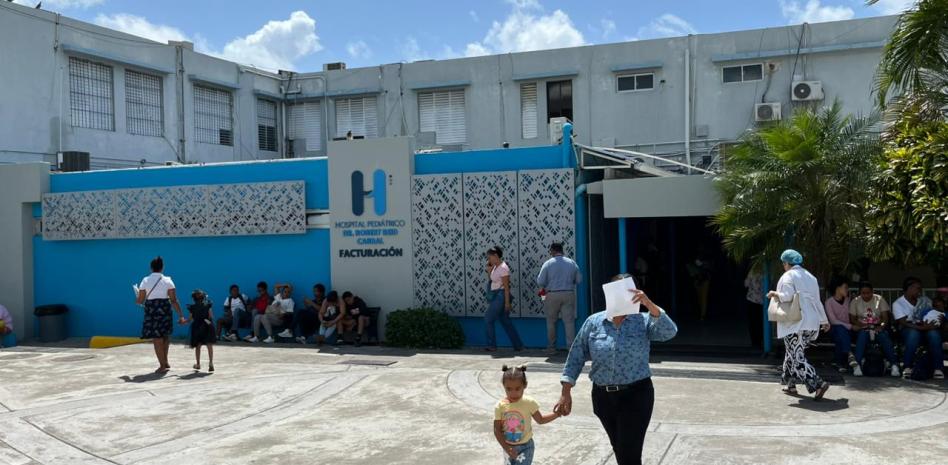 Niños con gripe y diarrea siguen llegando al hospital Robert Reid Cabral