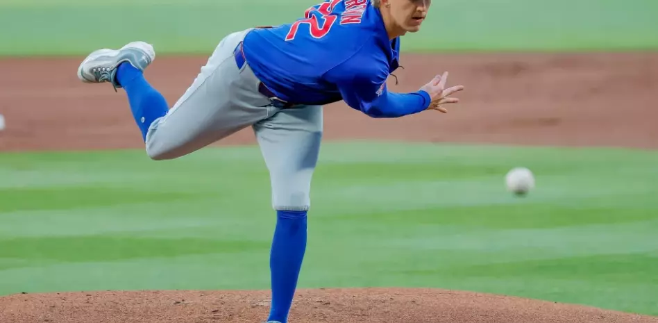 Happ y Brown conducen a los Cachorros en una blanqueada sobre los Bravos
