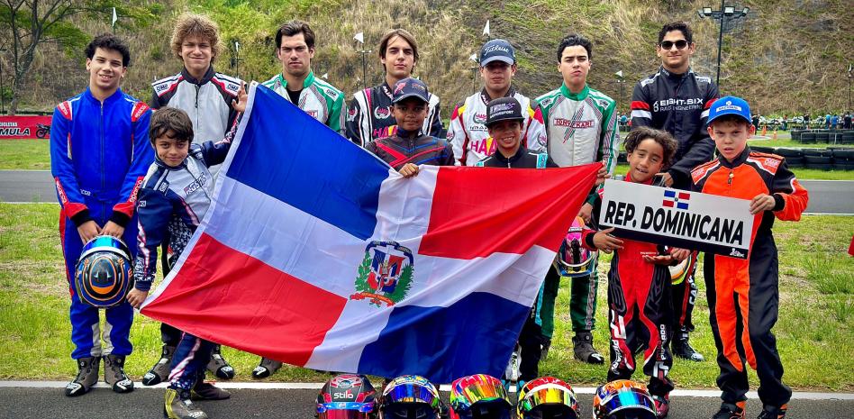 La selección de kartismo lista para triunfar en Costa Rica