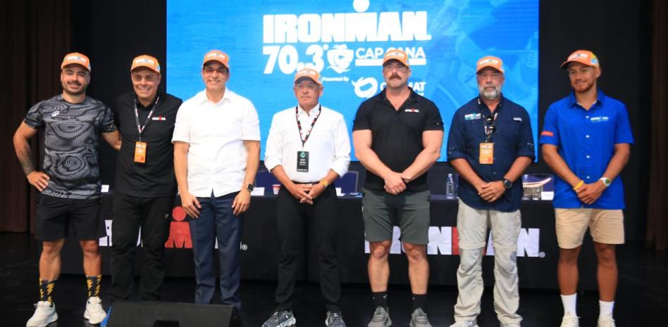 Más de mil atletas se disputan este domingo la tercera versión del Ironman 70.3 Cap Cana 2026