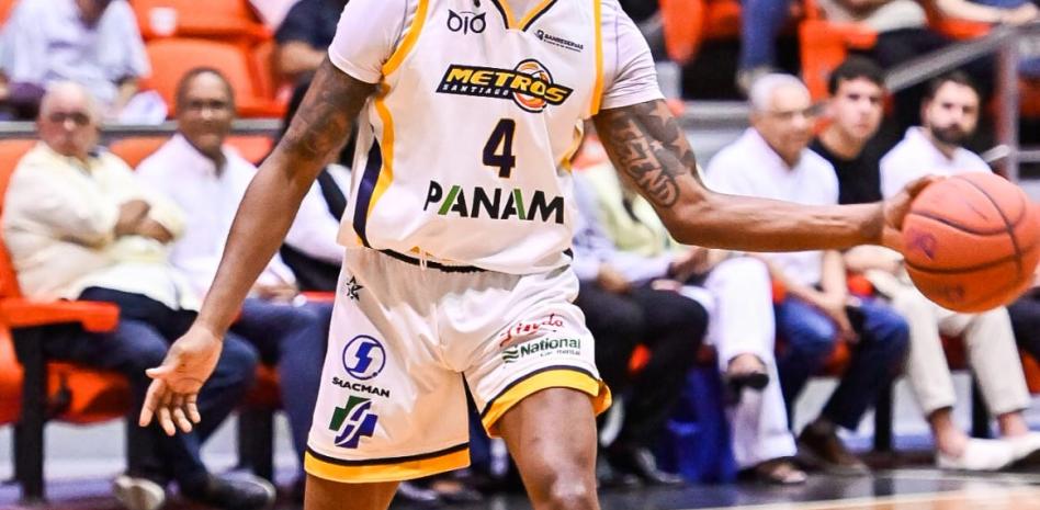 Los Metros, con una lluvia de 17 lances de tres, se imponen a los Leones en la LNB