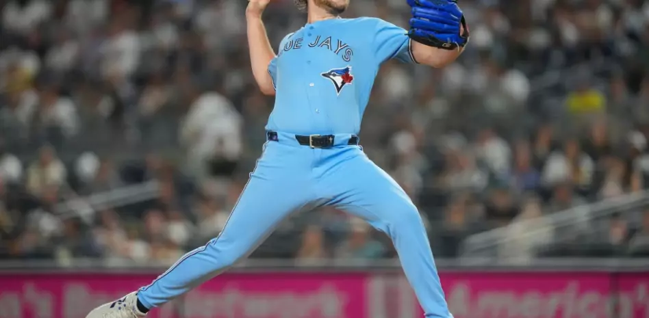 Yesavage supera a Schlittler en duelo y los Azulejos vencen 2-1 a Yankees
