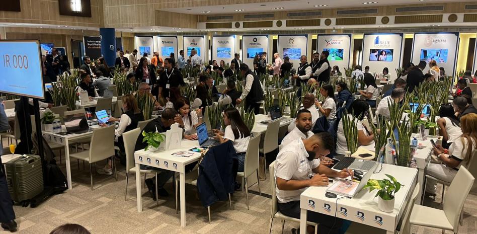 Más de 6 mil dominicanos que viven en España quieren comprar una casa en su país