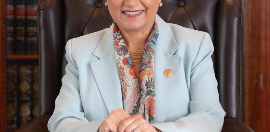 Anuncian visita oficial al país de la canciller de Ecuador, Gabriela Sommerfeld