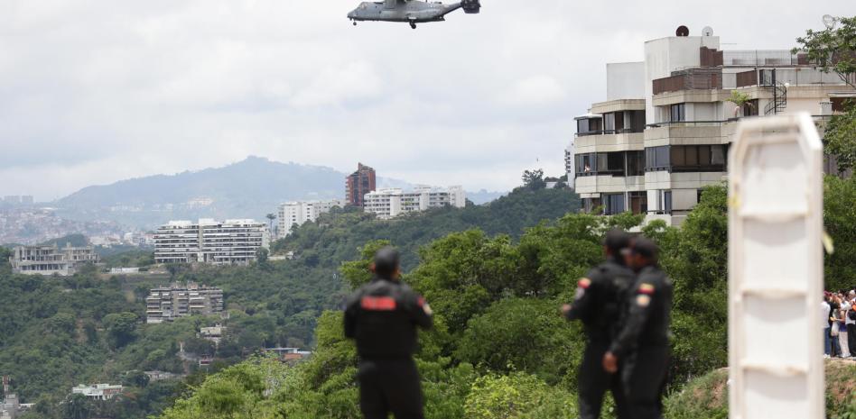 Jefe del Comando Sur de EE.UU. realiza simulacro de evacuación en capital de Venezuela
