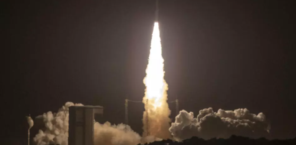 China y Europa envían un satélite para anticipar tormentas solares y sus efectos