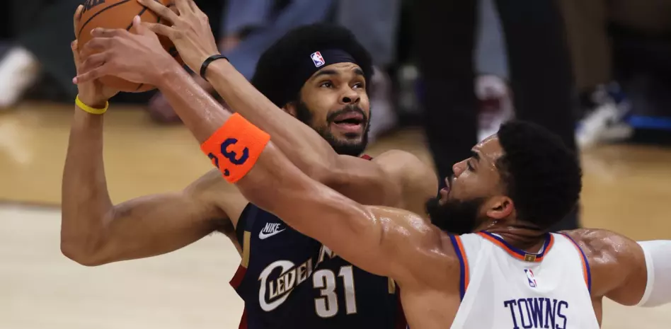 Knicks se acercan a una victoria de las Finales de la NBA con triunfo sobre Cavaliers