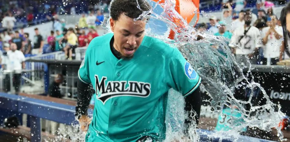 El grand slam del dominicano Hernández deja a los Mets en el terreno