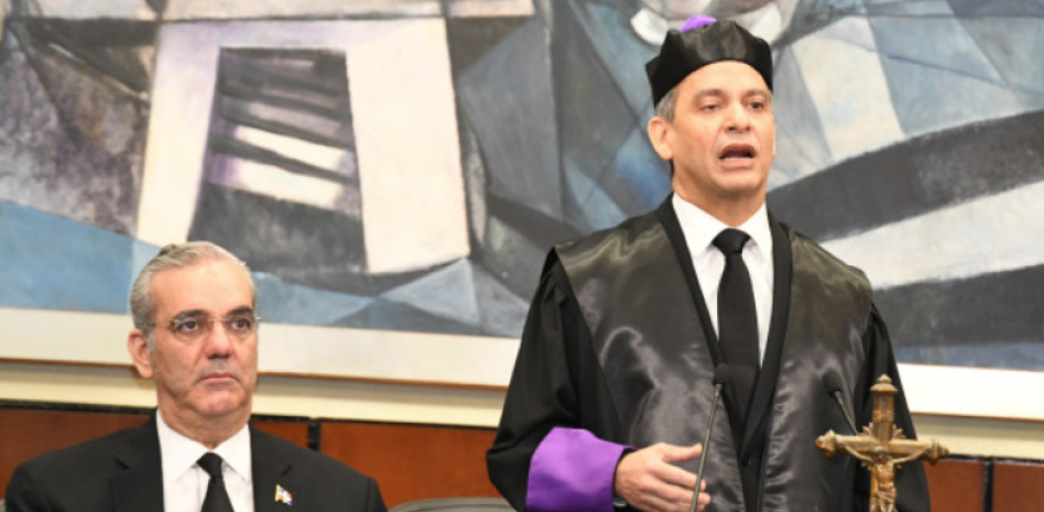 Abinader aún no ha convocado al CNM, 49 días después de concluido el periodo de Luis Henry Molina