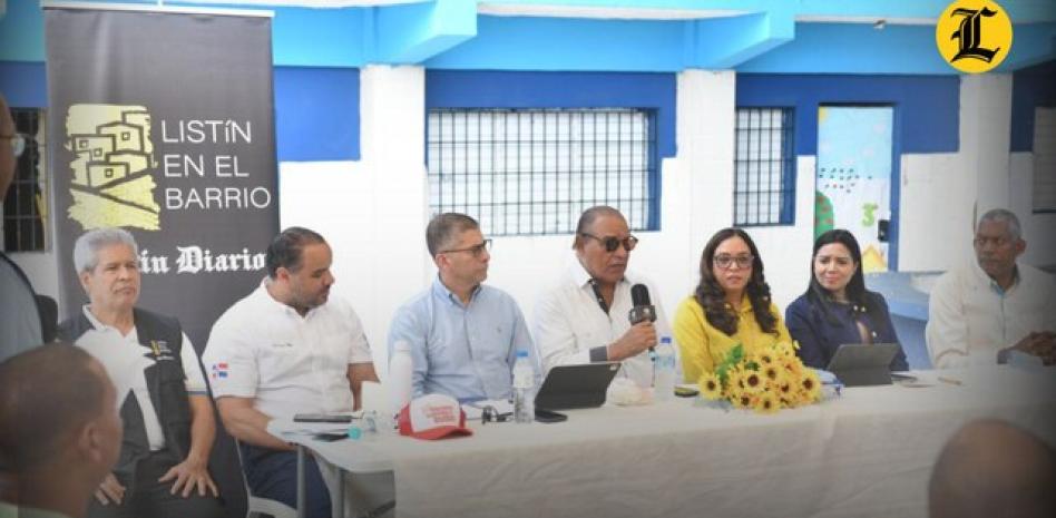 Ruido, terminacion de obras y medicamentos entre las demandas de Los Alcarrizos