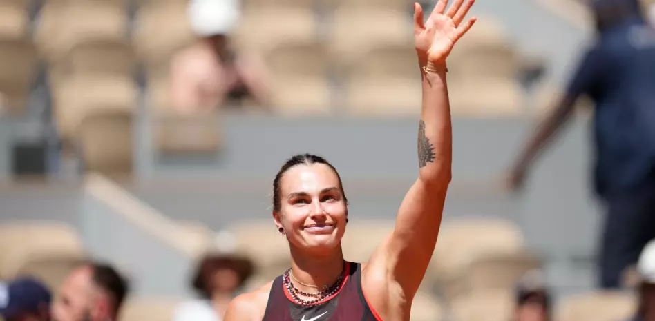Sabalenka brilla y gana en el Abierto de Francia; Gauff y Osaka también avanzan