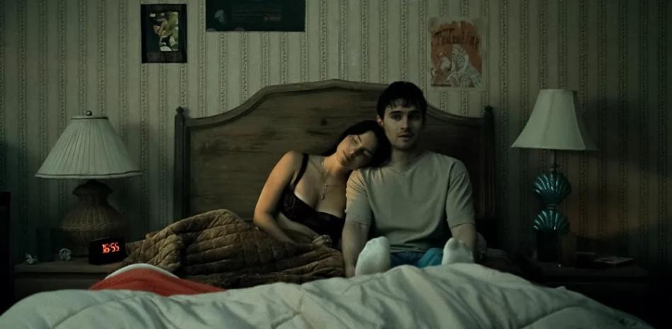 "Obsession": Curry Barker transforma la cultura del “nice guy” en una pesadilla cruel, incómoda y brutalmente contemporánea