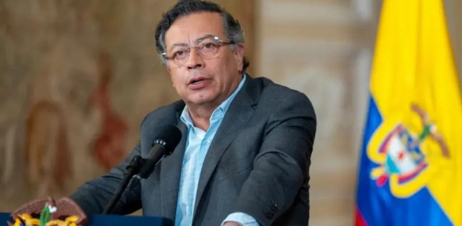 Abren investigación contra Gustavo Petro