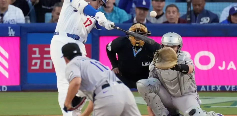 Ohtani abre con jonrón y lanza siete entradas sin hit, Dodgers vencen 4-1 a los Rockies