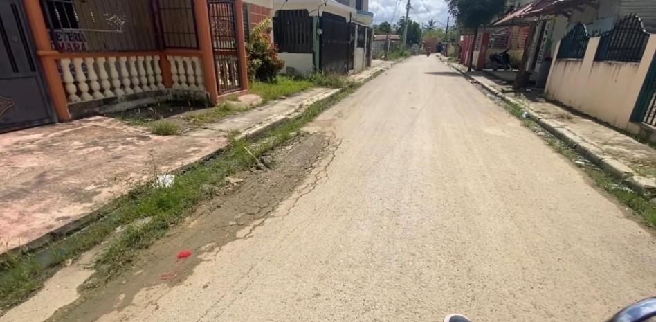 Empresa contratada desde 2022 en Pimentel ha concluido unas 10 calles, dice alcalde