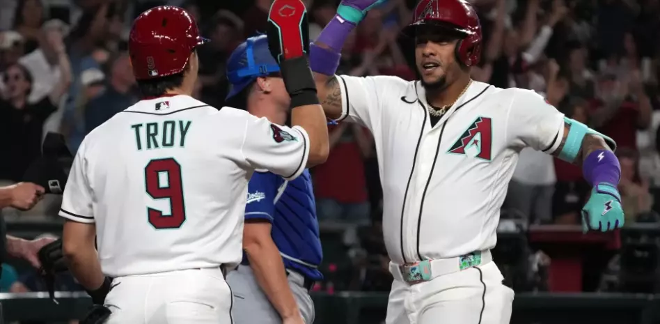 Marte y Arenado conectan jonrones, Diamondbacks vencen 4-1 a los Dodgers