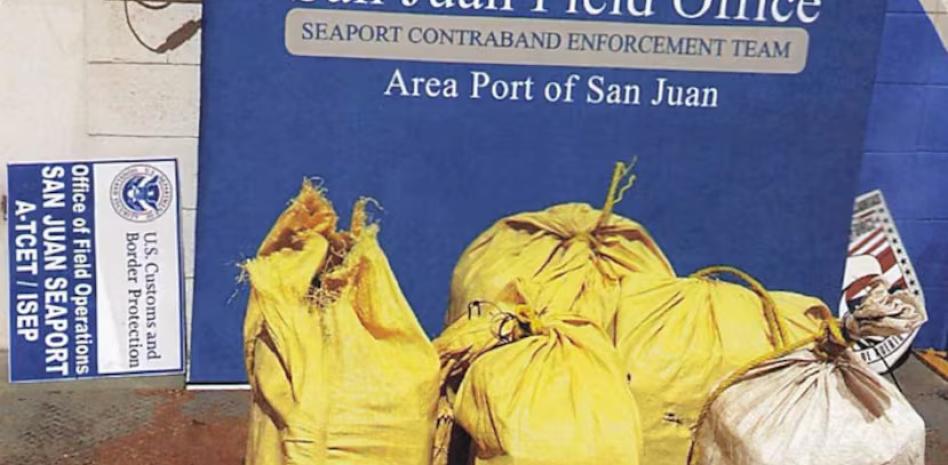 Presentan acusación contra tres dominicanos arrestados con 300 kilos de cocaína en aguas de PR