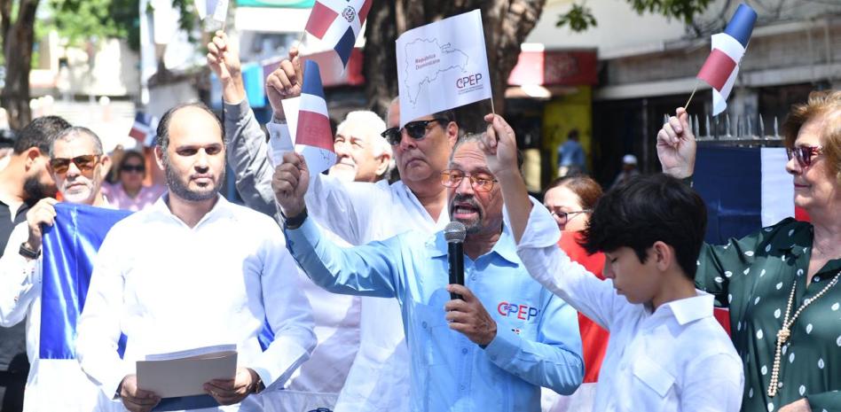 Efemérides Patrias conmemora el 65 aniversario de la muerte de Antonio de la Maza y Juan Tomás Díaz