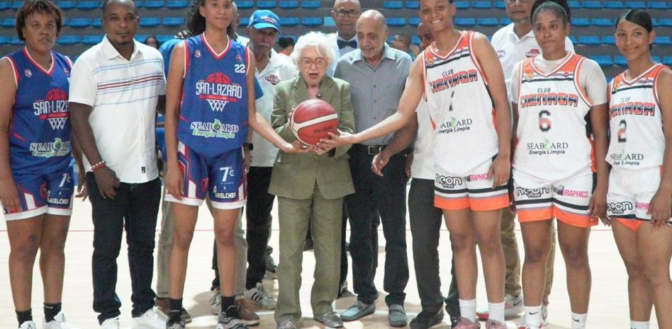 San Carlos y la Ciénaga ganan en el inicio del Torneo de Baloncesto Femenino