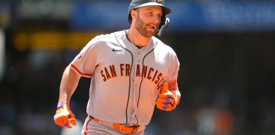 Schmitt: da H4 al primer pitcheo del juego, Haase un grand slam y Gigantes ganan