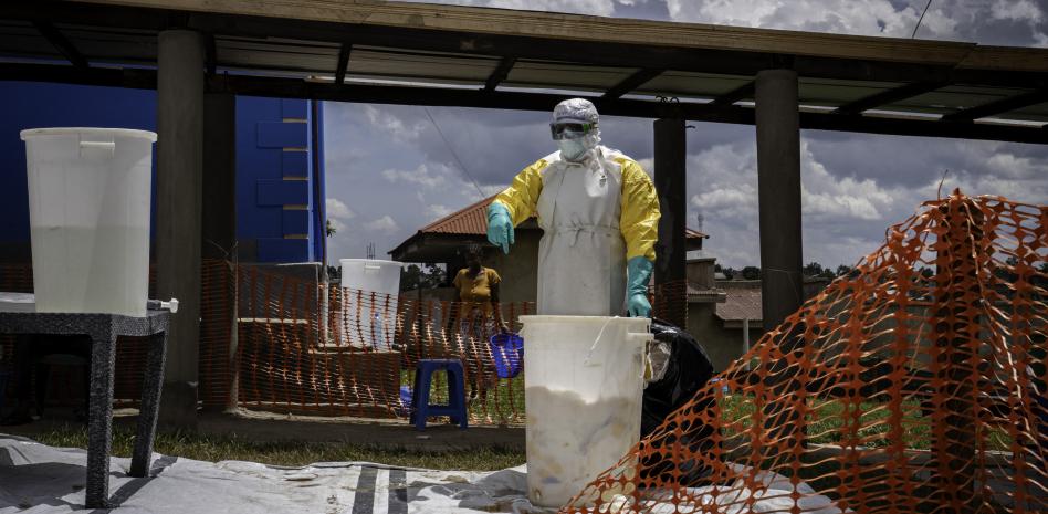 EE. UU. insta a tomar medidas para evitar un brote de ébola como el de 2014