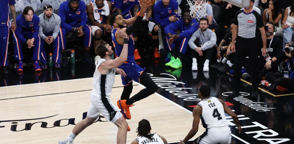 Los Knicks se apoderan del segundo partido de la Final