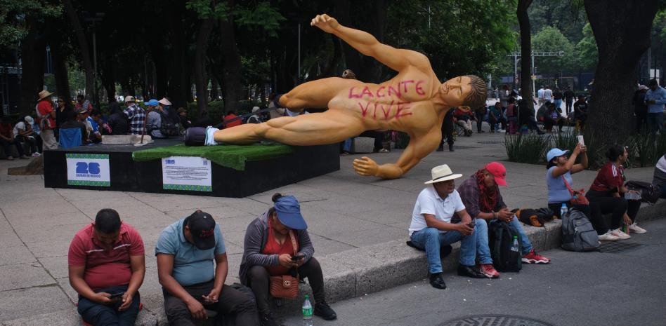 Mexicanos aprovechan el mundial para exigir respuestas por los más de 130,000 desaparecidos