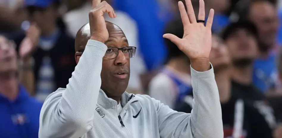 Mike Brown, ahora con los Knicks, disfruta otra vez de una larga racha de triunfos en playoffs