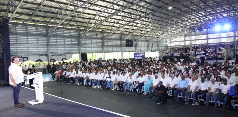 Comisión del PRM presentará primera idea de reforma a estatutos la próxima semana