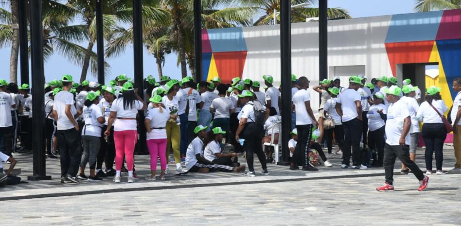 Más de 200 personas participan en caminata por la salud mental penitenciaria