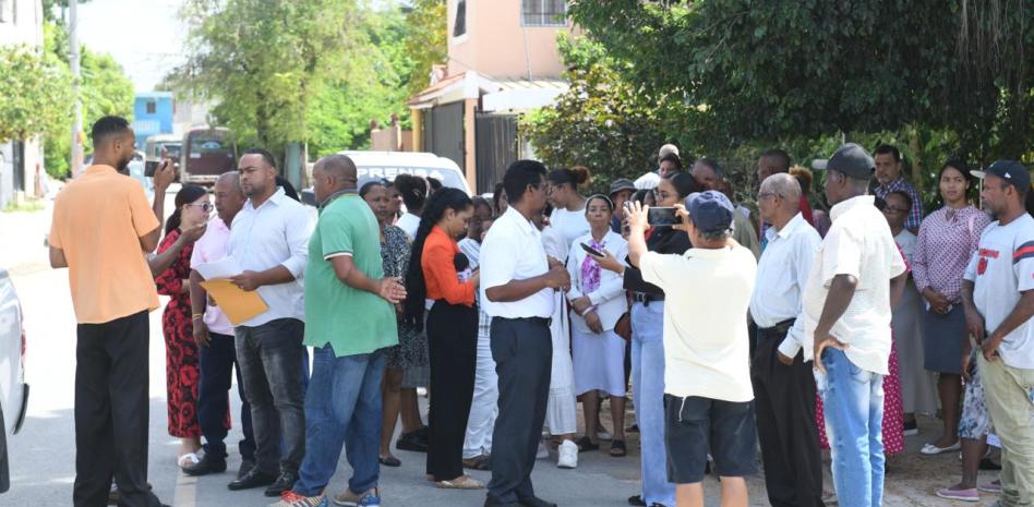 Familias de Brisa del Este denuncian desalojos, agresiones y demolición de sus viviendas