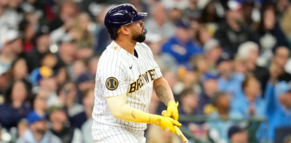 Gary Sánchez da su 1er. jonrón desde el 14 de abril y los Cerveceros triunfan