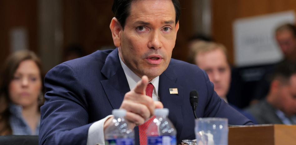 Estados Unidos anuncia restricción de visas a más de 100 miembros del gobierno nicaragüense