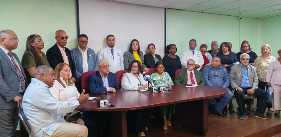 Déficit de fondos médicos superaría los RD$60 millones y piden auditoría de la Cámara de Cuentas