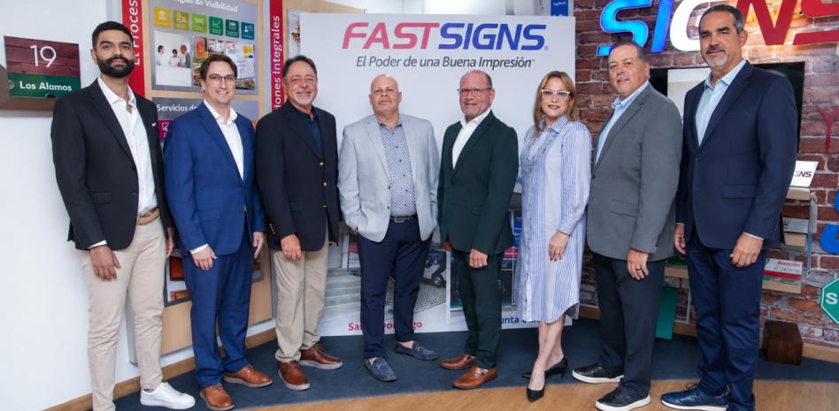 Fastsigns República Dominicana celebra seis años