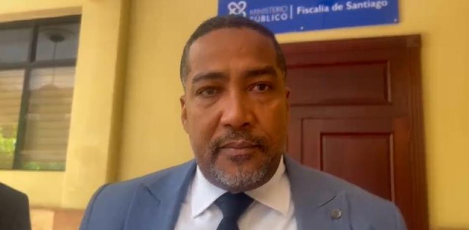 VIDEO: Apresan a 10 personas, incluido el exdirector del oncológico