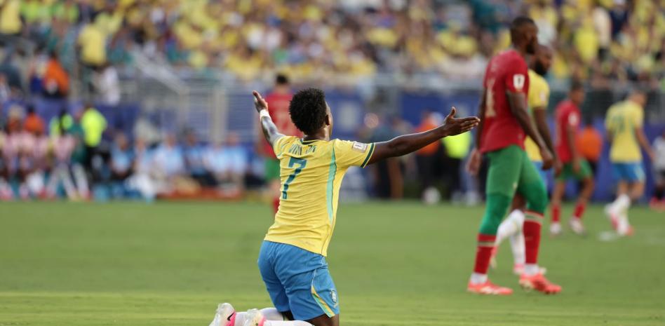 Brasil logra un empate 1-1 contra Marruecos en su debut en el Mundial; Vinícius anota gol
