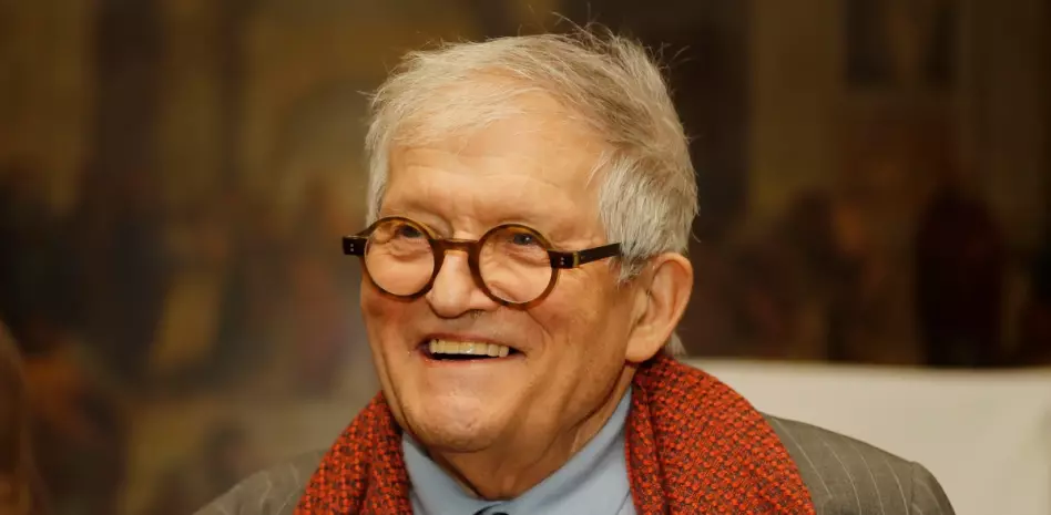 Muere con 88 años David Hockney, uno de los artistas británicos más influyentes