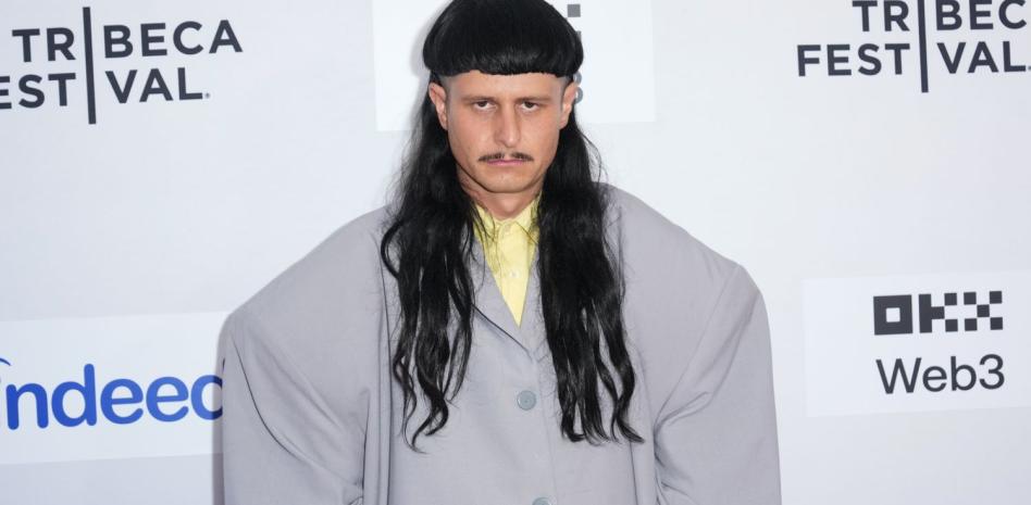 Oliver Tree eligió ayudar e ignorar la fama