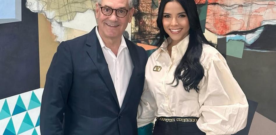 Denise Peña anuncia su respaldo a Gonzalo Castillo para próximas elecciones presidenciales