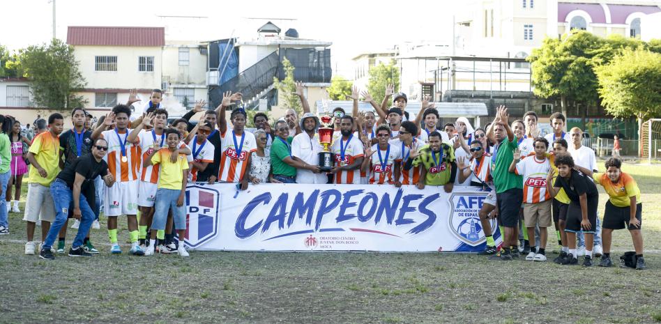Pueblo Arriba conquista quinto título seguido y reafirma dominio en el fútbol de Moca