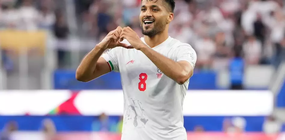 Irán abre su Mundial marcado por la geopolítica con un empate 2-2 ante Nueva Zelanda