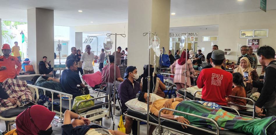 Se registra terremoto de 6,7 grados en el centro de Indonesia; reportan daños y un fallecido