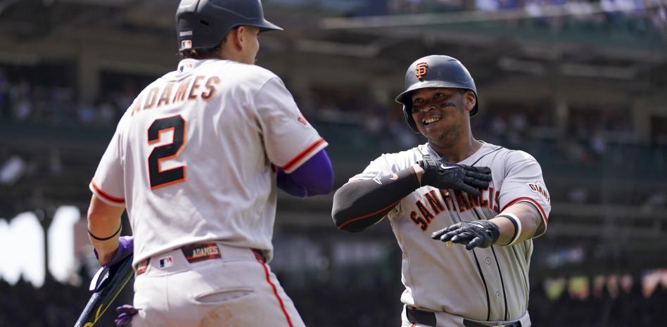 Gigantes estarían dispuestos a cambiar a Rafael Devers y a Willy Adames