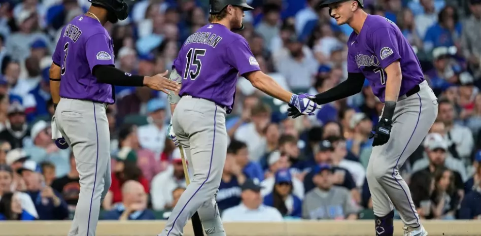 Willi Castro y TJ Rumfield empujan dos cada uno, Rockies se imponen 5-2 a Cachorros