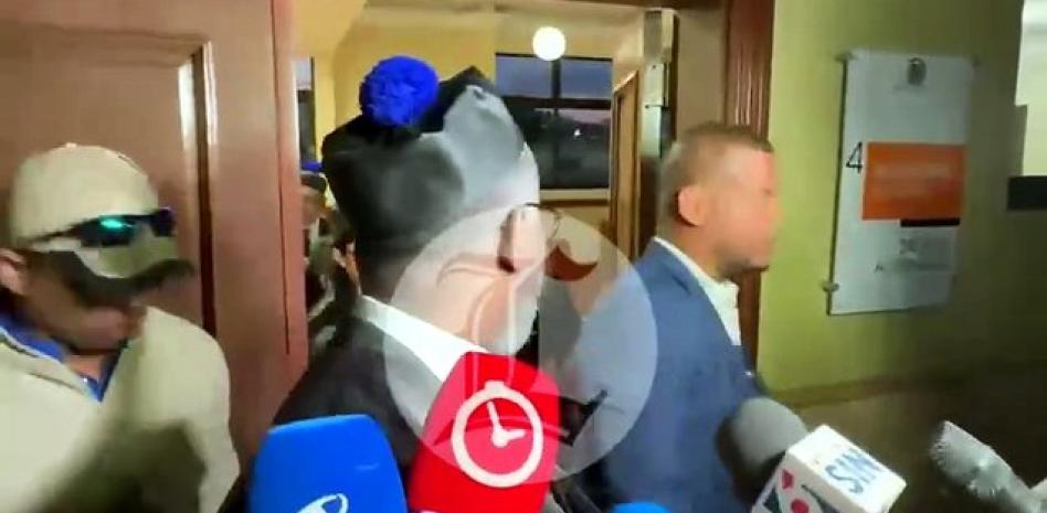 VIDEO: Aplazan coerción de imputados en Onco 14; caso involucra RD$3,700 millones de Senasa